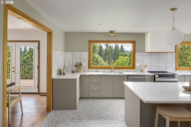 Price Improvement! Thoughtfully renovated from top to bottom - photo 20
