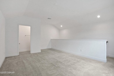 Welcome to your dream home in the charming Woodhaven - photo 22
