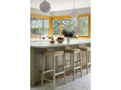 Price Improvement! Thoughtfully renovated from top to bottom - photo 23