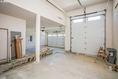 Looking for space on the North coast!? Look no further. This - photo 30