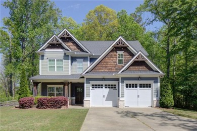 Lake Home For Sale in Dawsonville, Georgia