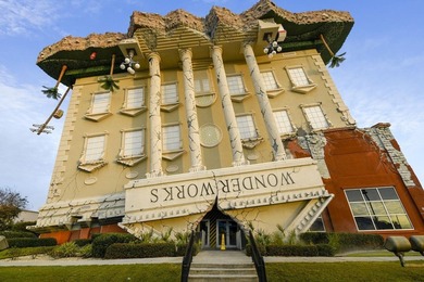 Welcome to this one-of-a-kind Gulf-front condo at the iconic - photo 32