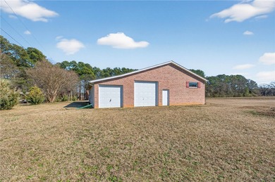 UNIQUE Lake Hartwell two acre retreat featuring a 2,000+ sq ft - photo 34