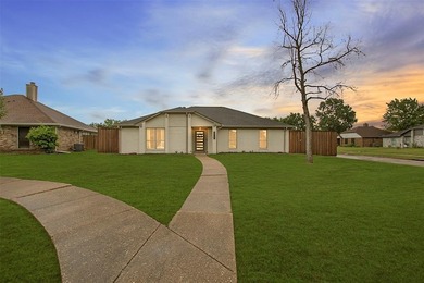 Lake Ray Hubbard Home Active Under Con in Rowlett Texas