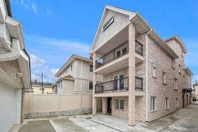 Motivated seller! Located on a quiet residential block in the - photo 2