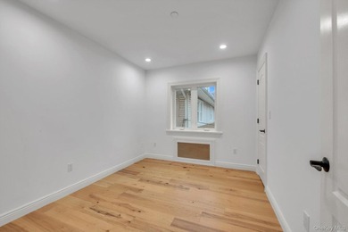 Motivated seller! Located on a quiet residential block in the - photo 8
