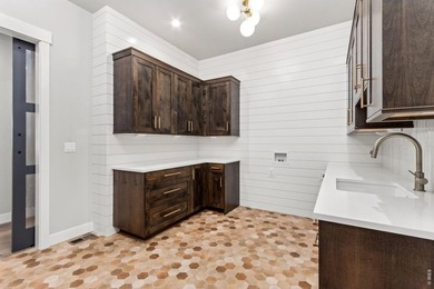 Incredible move-in-ready semi-custom ranch by Haven Builders - photo 20