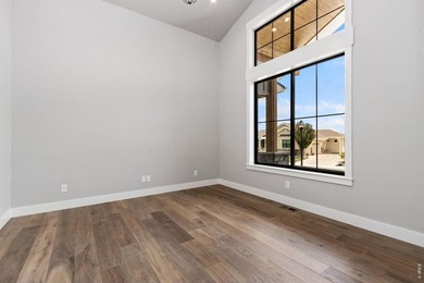 Incredible move-in-ready semi-custom ranch by Haven Builders - photo 25