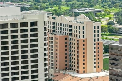 Location! Location! Location! Two bed two bath condo located in - photo 34