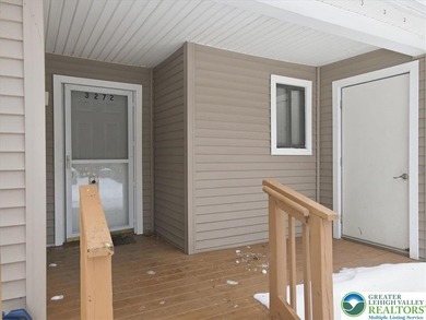 Mill Pond Townhome/Townhouse For Sale in Lehman Twp Pennsylvania