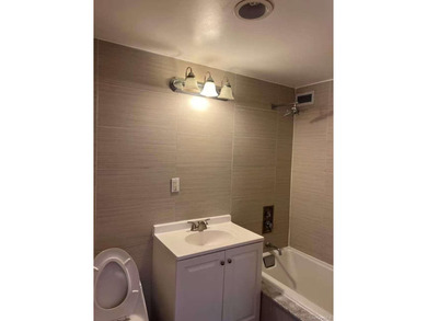 Bright and spacious south facing one bedroom one bath located in