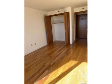 Bright and spacious south facing one bedroom one bath located in