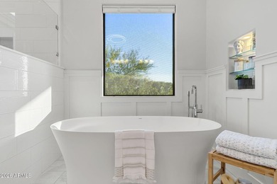 Voted ''Best on Tour'', this Las Sendas custom is exceptional! - photo 46