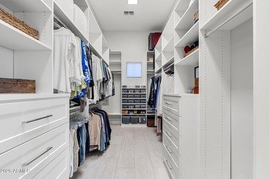 Voted ''Best on Tour'', this Las Sendas custom is exceptional! - photo 48