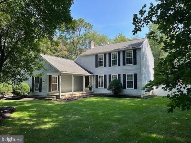 Lake Home Sale Pending in Medford, New Jersey