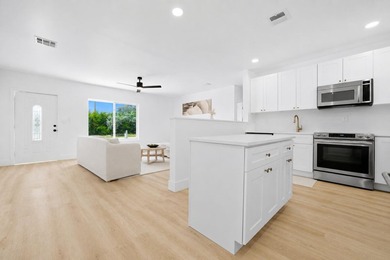 !ACCEPTING BACKUP OFFERS! STUNNING FULLY RENOVATED HOME OFFERING - photo 11