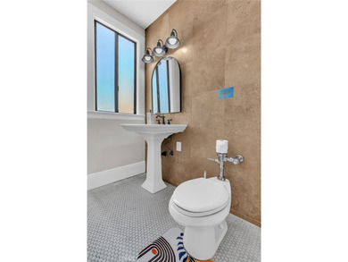 Rare corner residence at The Willmore, offering a level of - photo 15