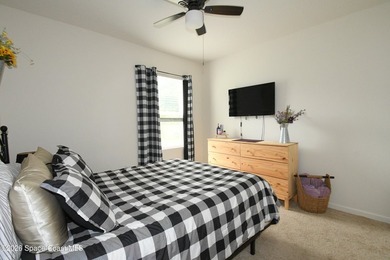 Almost new home on 1/2 acres! Peaceful & fully fenced for - photo 16