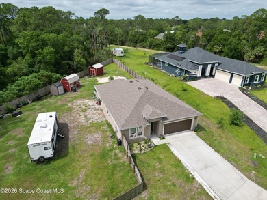 Almost new home on 1/2 acres! Peaceful & fully fenced for - photo 19