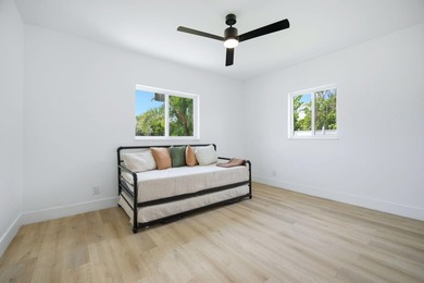 !ACCEPTING BACKUP OFFERS! STUNNING FULLY RENOVATED HOME OFFERING - photo 20