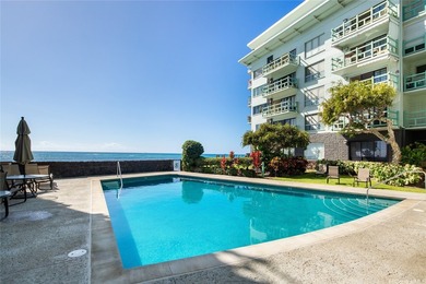 Wake up to panoramic ocean views from Diamond Head buoy to - photo 21