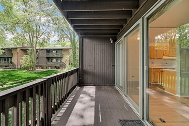 Come home to serenity every day. This ground-floor waterfront - photo 3