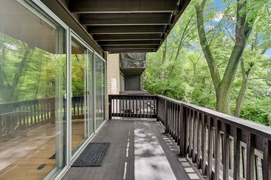 Come home to serenity every day. This ground-floor waterfront - photo 4