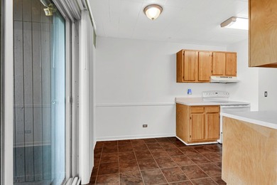 Come home to serenity every day. This ground-floor waterfront - photo 6