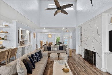 This fully renovated 4,270 sqft canal front estate in Island - photo 6