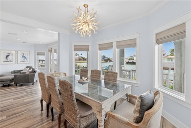 This fully renovated 4,270 sqft canal front estate in Island - photo 8