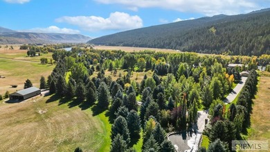 With 18 parcels, including 15 buildable lots and extensive water - photo 4