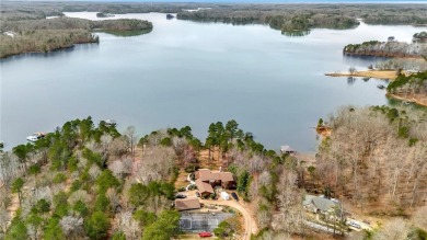 Lake Hartwell Home For Sale in Fair Play South Carolina