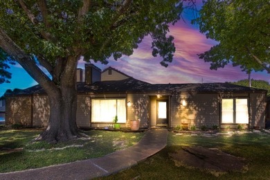 Lake Waco Townhome/Townhouse For Sale in Waco Texas