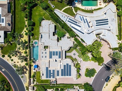 South-facing on over half an acre, this contemporary estate - photo 11