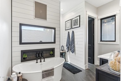 Welcome to 455 Old Barn Lane, a stunning Modern Farmhouse - photo 23