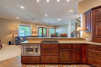 Experience lakefront living at the 17MM in the prestigious Porto - photo 25
