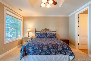 Experience lakefront living at the 17MM in the prestigious Porto - photo 27