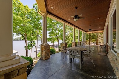 Experience lakefront living at the 17MM in the prestigious Porto - photo 33
