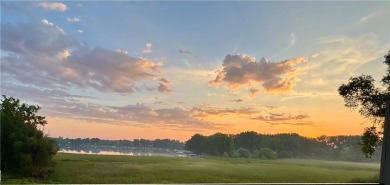 Lake Condo For Sale in Plymouth, Minnesota