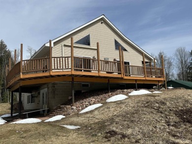 Beatons Lake Home For Sale in Watersmeet Michigan