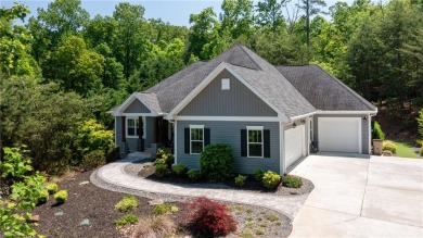 Lake Home For Sale in Gainesville, Georgia