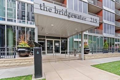 Enjoy the excitement of urban living in the heart of the Mill - photo 2