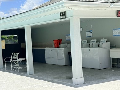 1 bedroom, 1 bath with updates. Carport. Great location off of - photo 12