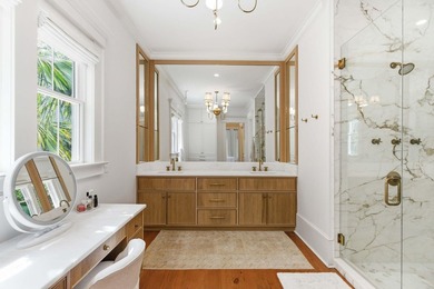Surrounded by mature live oaks and set on more than half an acre - photo 13
