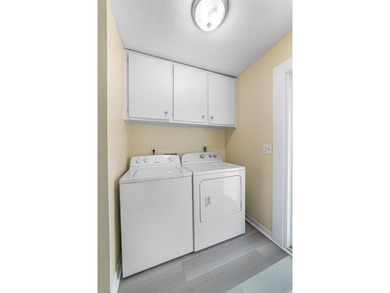 Don't miss this incredible opportunity to own an updated duplex - photo 13