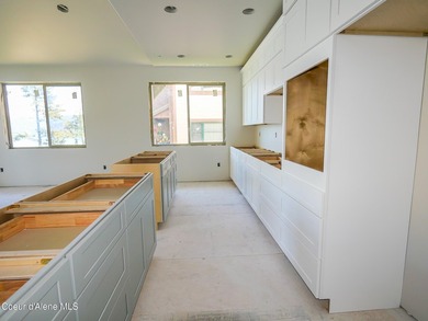 Luxury Lake view living nestled between Lake Pend Orielle and - photo 17