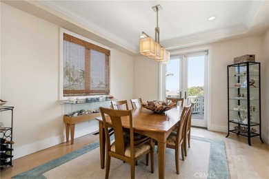 Live the South Bay Dream in Hollywood Riviera! Sitting proudly - photo 20
