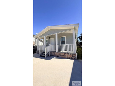 Move-in ready and beautifully remodeled, this charming 3-bedroom - photo 2