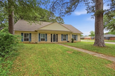 Additional listing photo 1