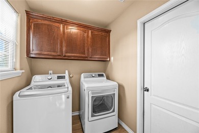 Welcome to 3930 Amadas Drive, an immaculate 3-bedroom, 2-bath - photo 25